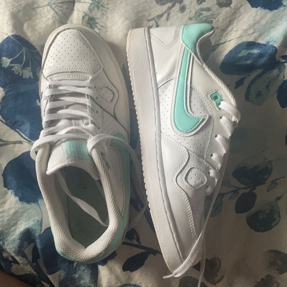 Nike Son of force